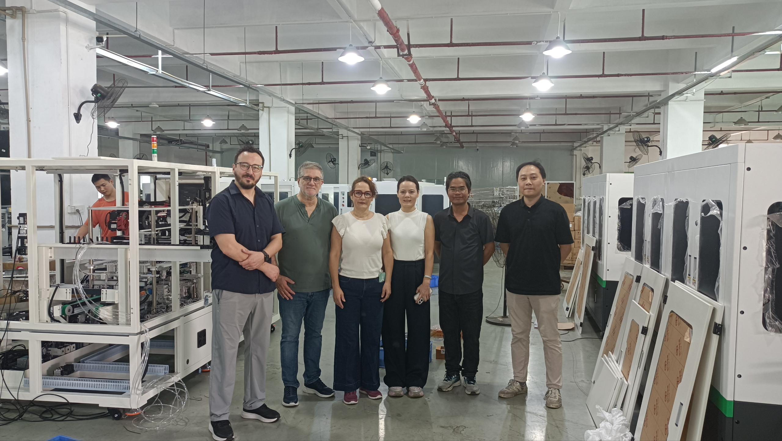 Gosunm welcomes Chilean partners to visit Factory.jpg
