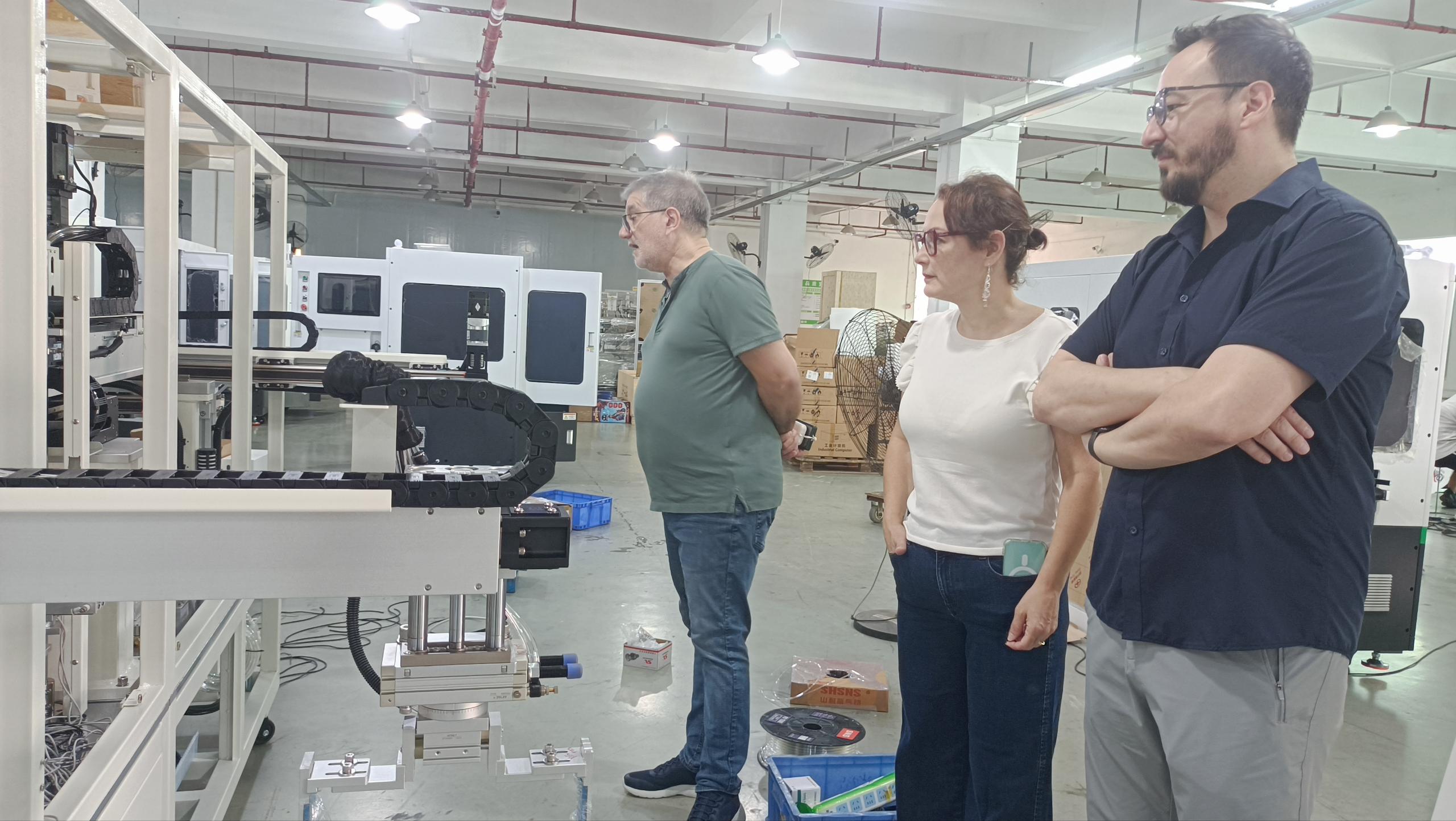 Gosunm welcomes Chilean partners to visit factory