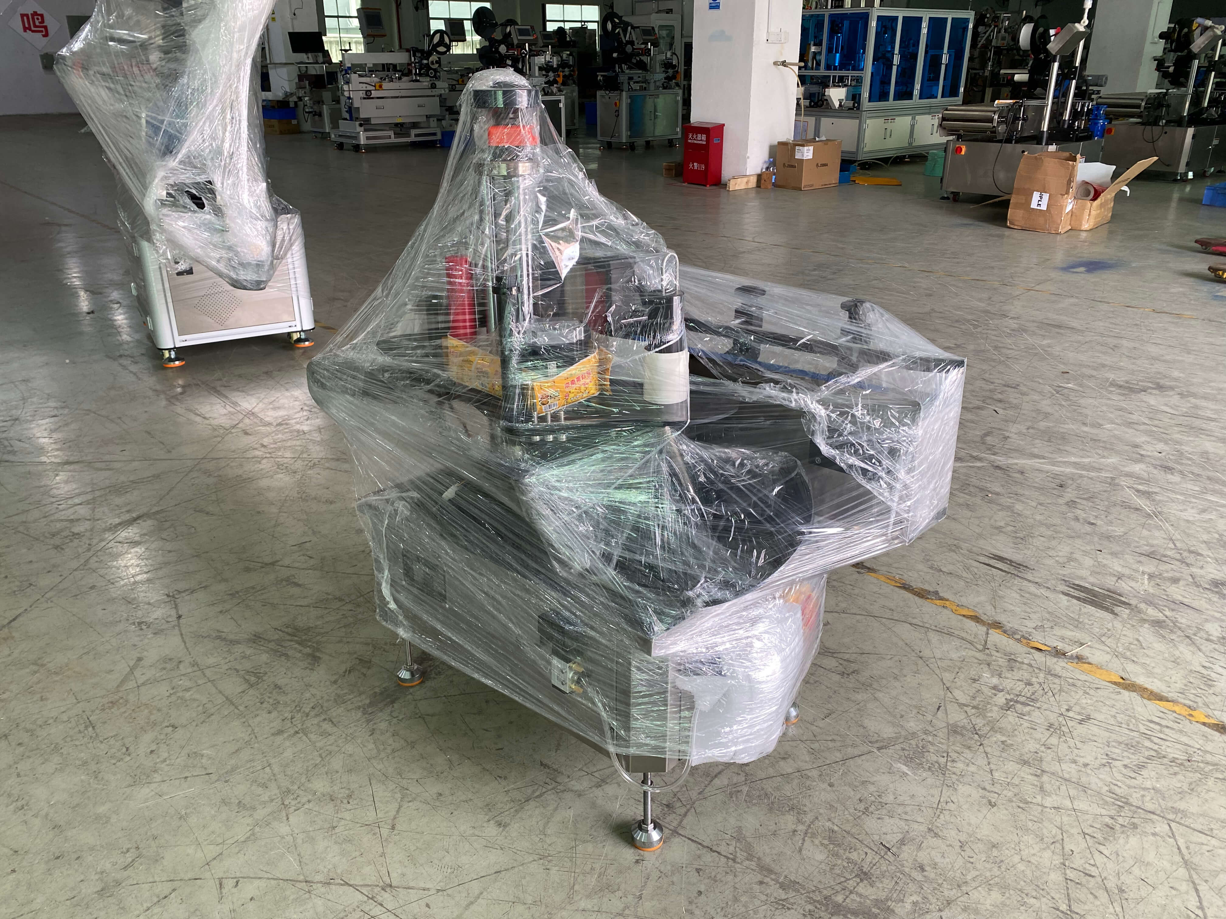 desktop round bottle labeling machine round bottle labeling machine (2)