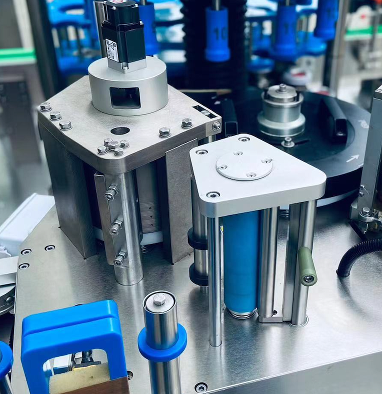 roll fed labeling machine roll fed labeling machine
