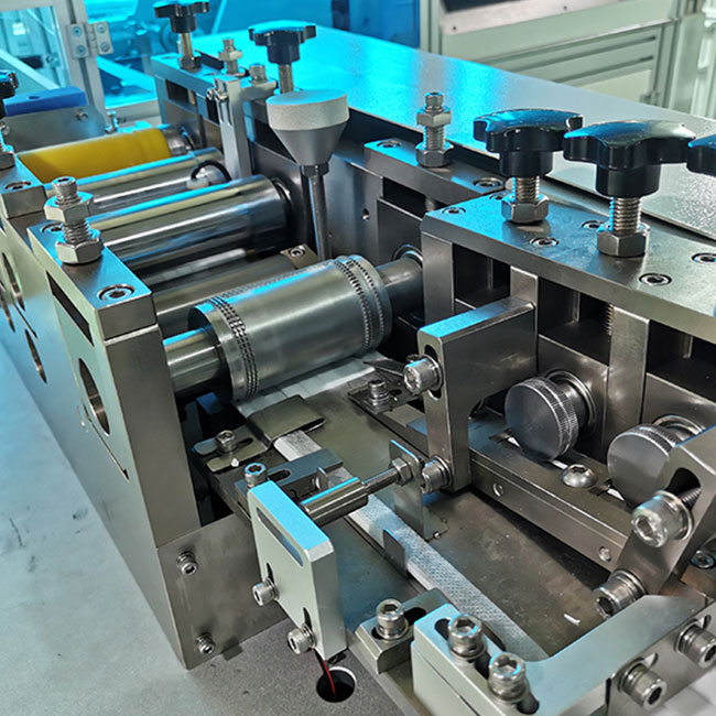 Automatic 1+1 Tie On Mask Machine
